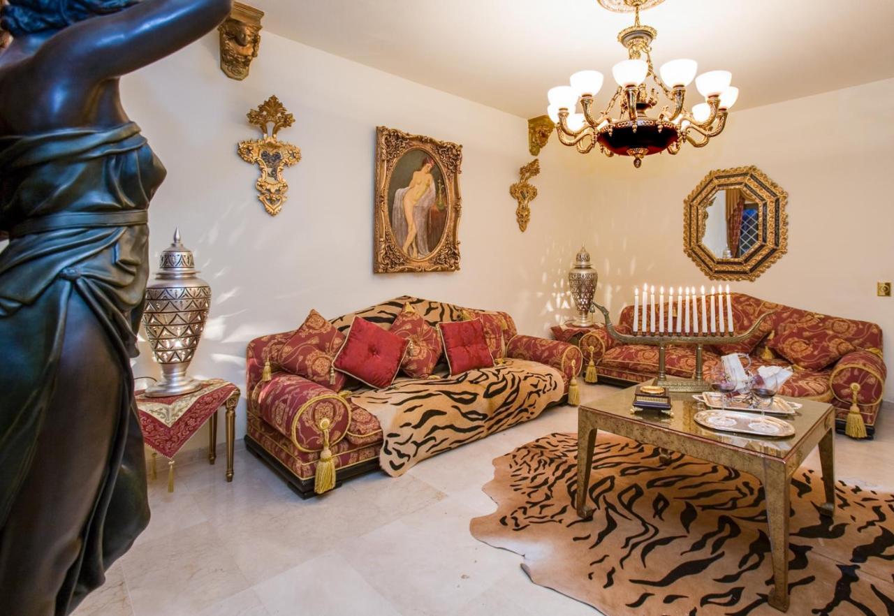 Royal Roman Empire Marbella Buitenkant foto